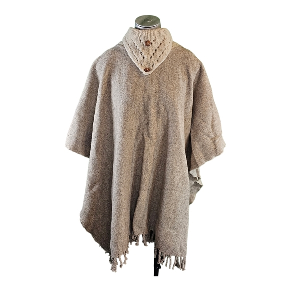 Vintage‎ Wool Poncho Fringe Brown Tan Blanket Ruana Cape 42 × 32